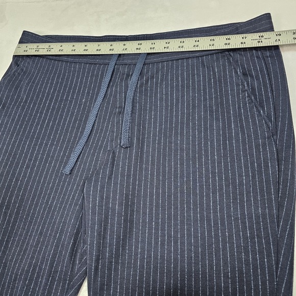 Vince Joggers Pants Men L Navy White Pin Stripe Drawstring Tapered Casual Lounge - Picture 4 of 11